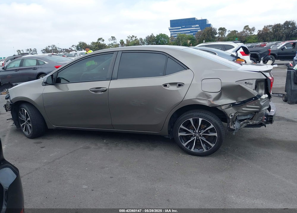 2018 TOYOTA COROLLA VIN: 5YFBURHE6JP813853