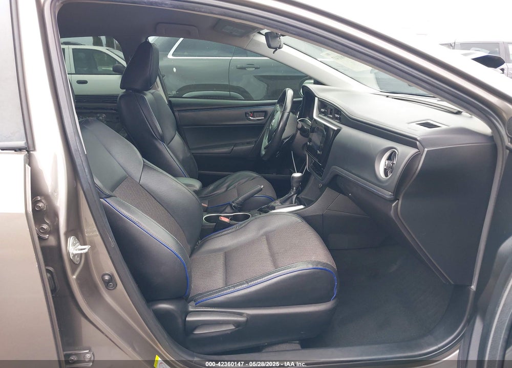 2018 TOYOTA COROLLA VIN: 5YFBURHE6JP813853