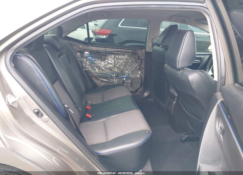 2018 TOYOTA COROLLA VIN: 5YFBURHE6JP813853