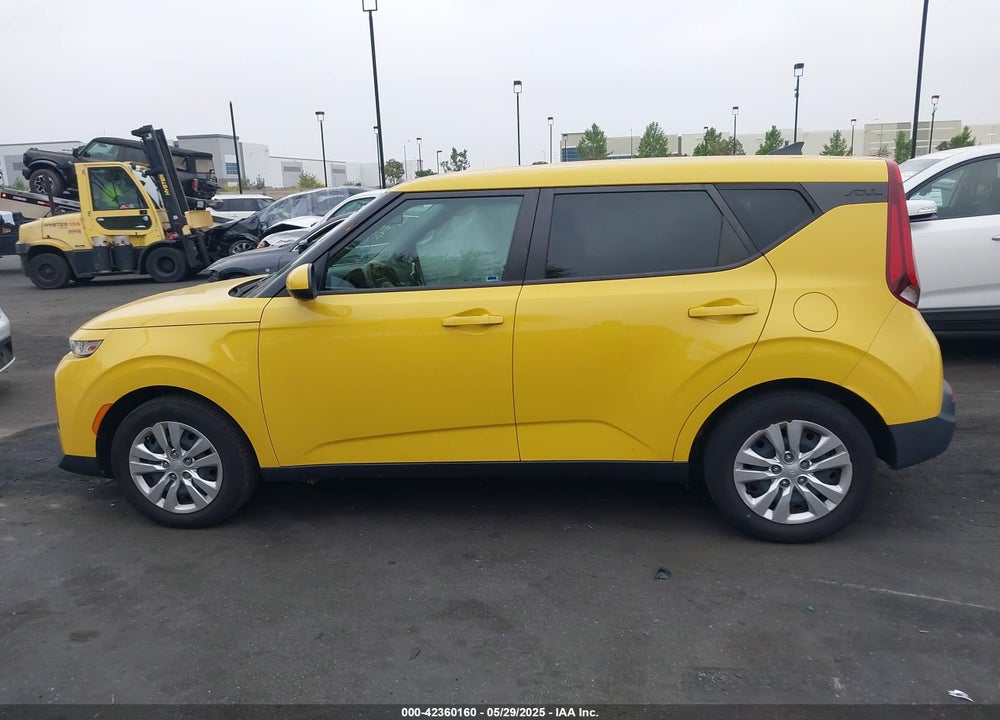 2020 KIA SOUL LX VIN: KNDJ23AU1L7089624
