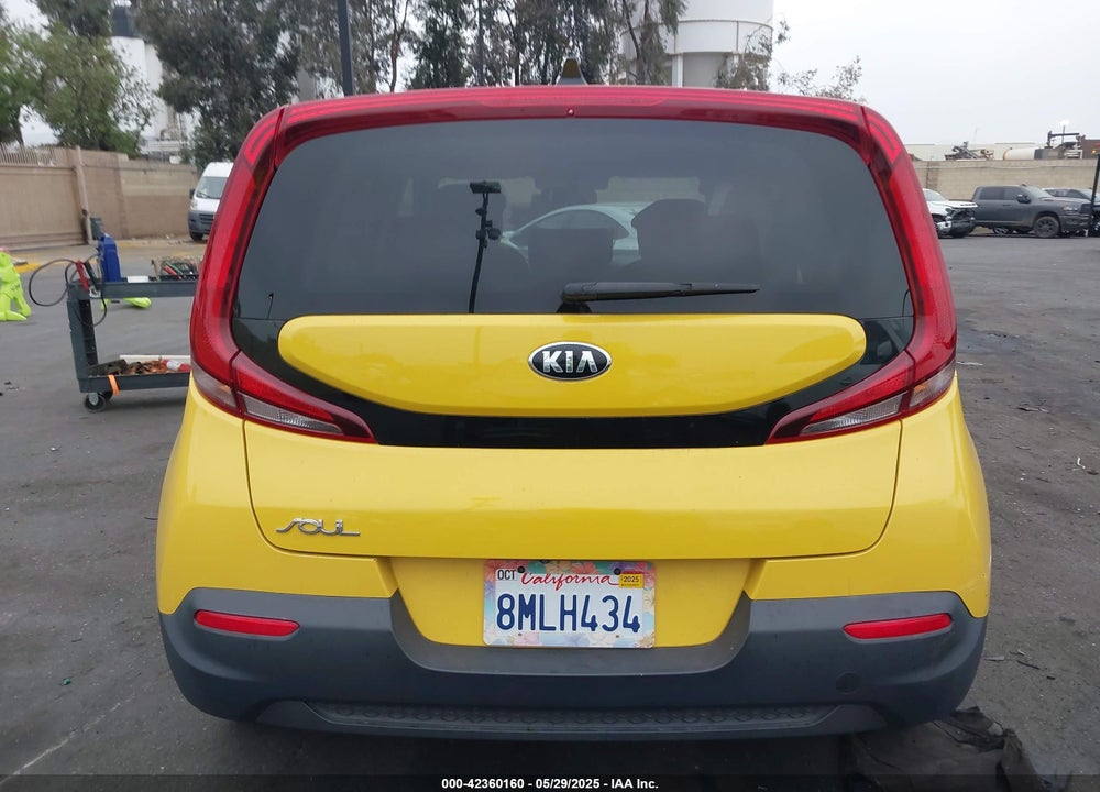 2020 KIA SOUL LX VIN: KNDJ23AU1L7089624