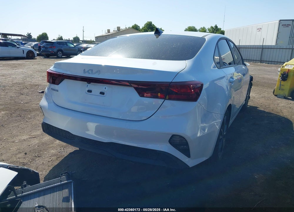 2024 KIA FORTE VIN: 3KPF24AD1RE763811