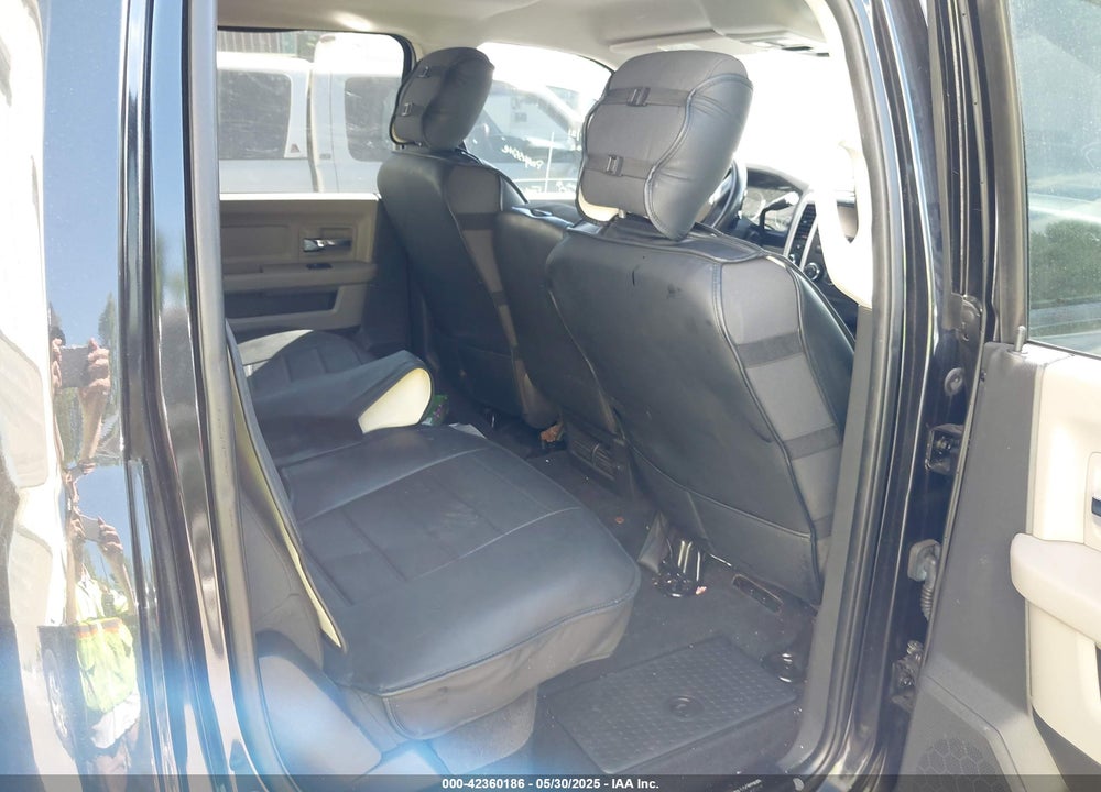2011 RAM 1500 SLT VIN: 1D7RV1CT0BS573076