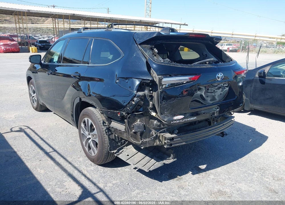 2021 TOYOTA HIGHLANDER VIN: 5TDHZRAH3MS048273