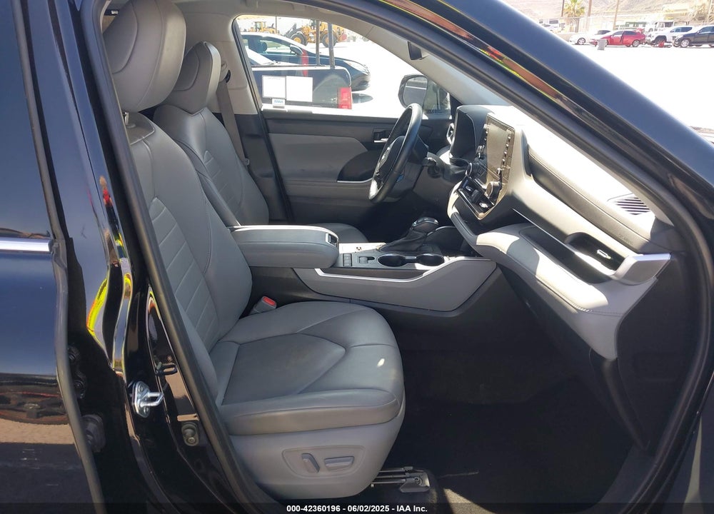 2021 TOYOTA HIGHLANDER VIN: 5TDHZRAH3MS048273