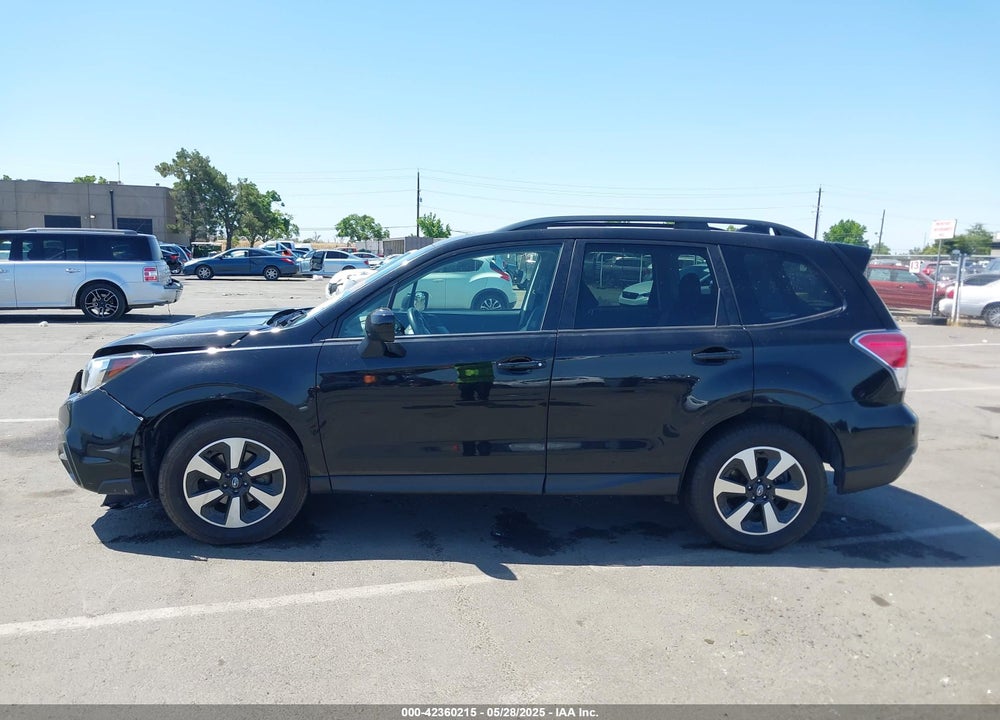 2018 SUBARU FORESTER 2.5I PREMIUM VIN: JF2SJAEC8JH536973