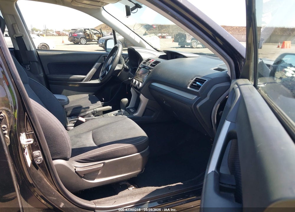 2018 SUBARU FORESTER 2.5I PREMIUM VIN: JF2SJAEC8JH536973