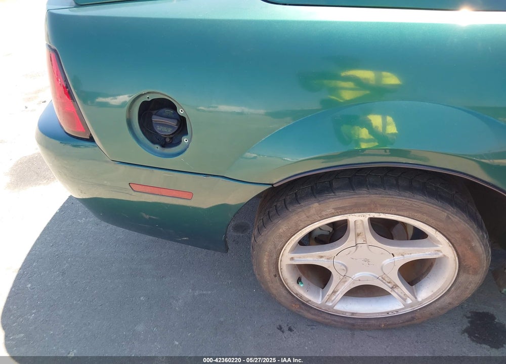 2000 FORD MUSTANG GT VIN: 1FAFP42X2YF241015