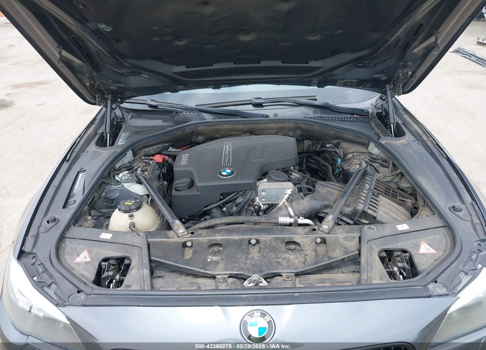 2016 BMW 5 SERIES VIN: WBA5A5C50GG350332