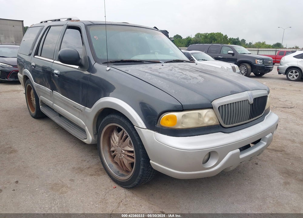 1999 LINCOLN NAVIGATOR VIN: 5LMRU27A8XLJ25948