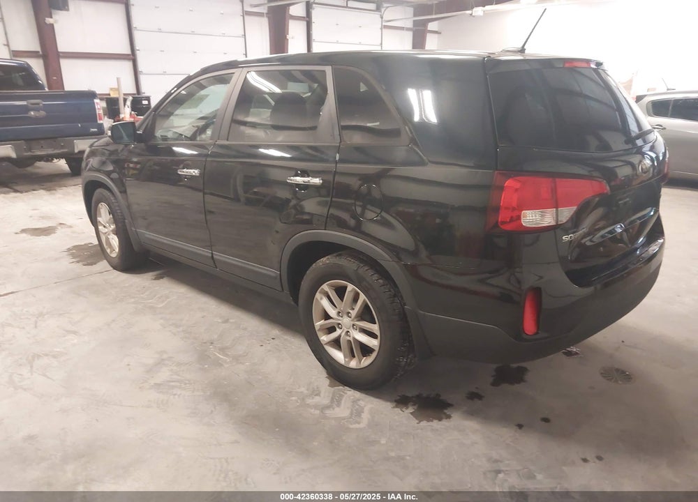 2014 KIA SORENTO VIN: 5XYKT3A60EG479896