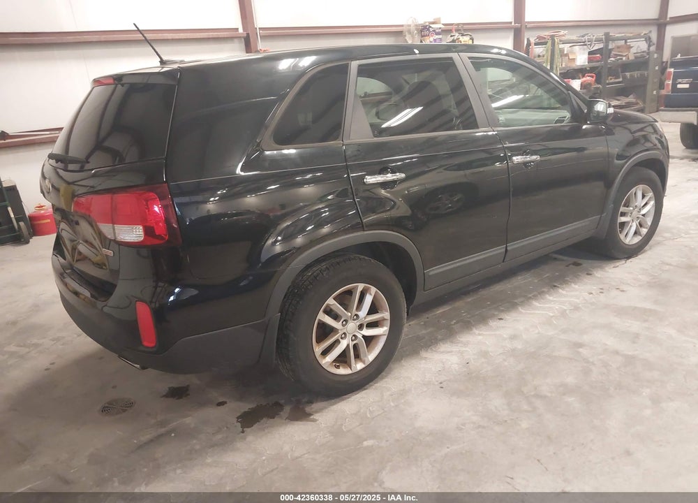 2014 KIA SORENTO VIN: 5XYKT3A60EG479896