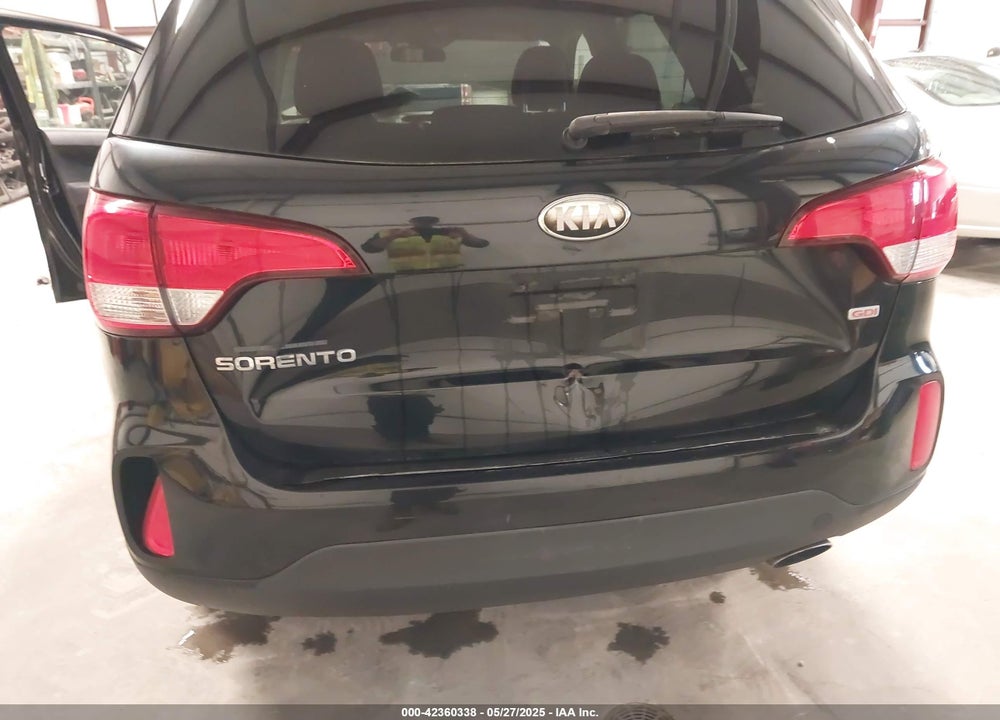2014 KIA SORENTO VIN: 5XYKT3A60EG479896