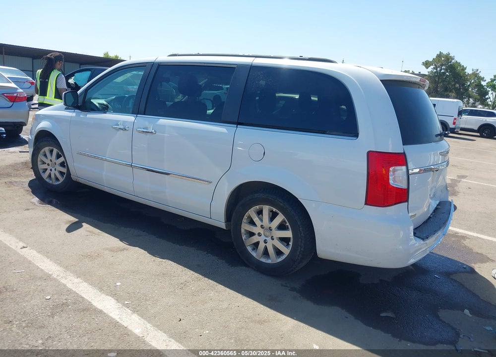 2015 CHRYSLER TOWN & COUNTRY TOURING VIN: 2C4RC1BG8FR710549