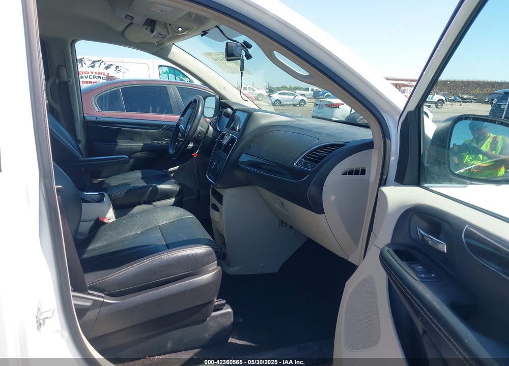 2015 CHRYSLER TOWN & COUNTRY TOURING VIN: 2C4RC1BG8FR710549
