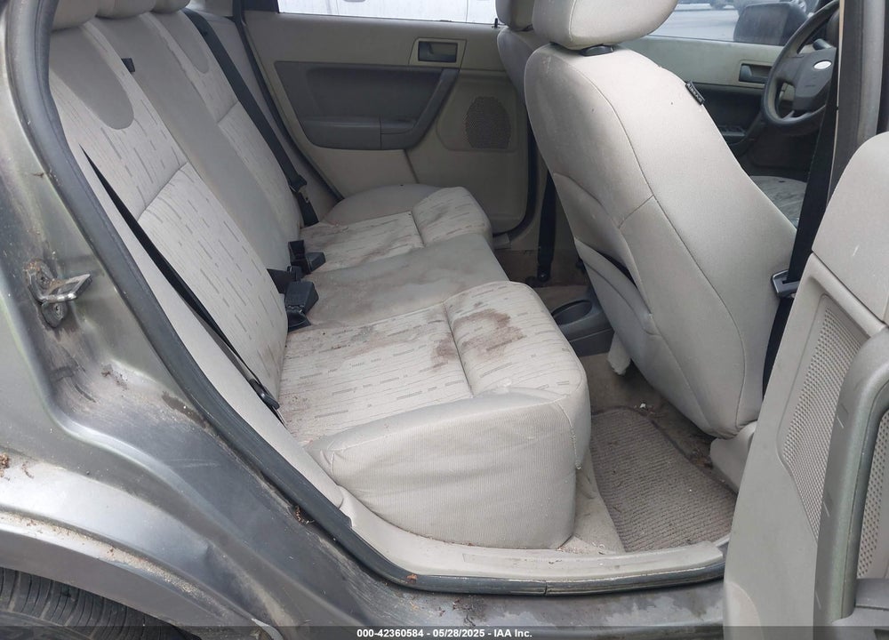 2009 FORD FOCUS SE VIN: 1FAHP35N49W180992