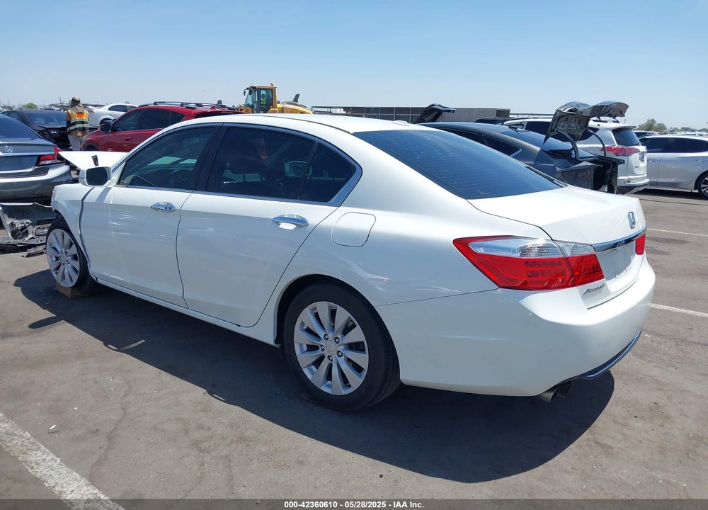 2013 HONDA ACCORD VIN: 1HGCR2F87DA203965