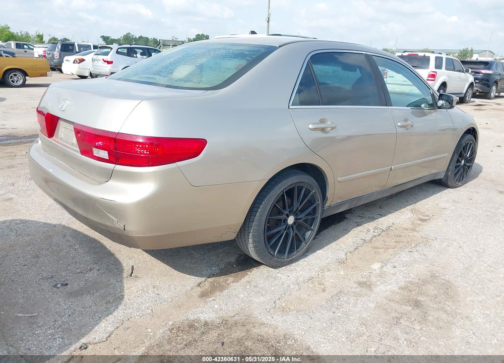 2005 HONDA ACCORD 2.4 LX VIN: 3HGCM56465G700585