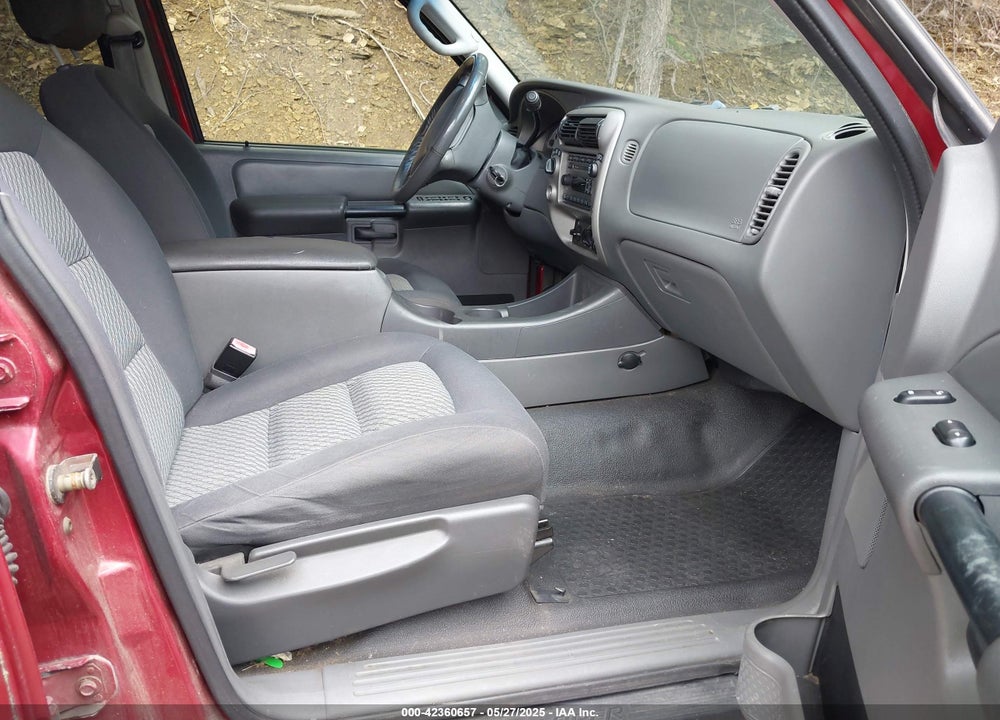 2004 FORD EXPLORER SPORT TRAC ADRENALIN/XLS/XLT VIN: 1FMZU77K64UA53405