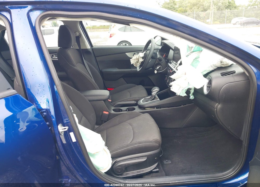 2023 KIA FORTE VIN: 3KPF24AD0PE580493