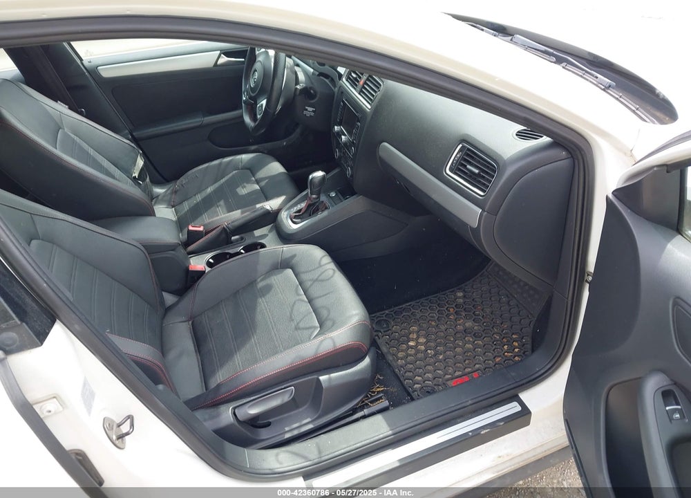 2012 VOLKSWAGEN JETTA VIN: 3VW4A7AJ3CM409073