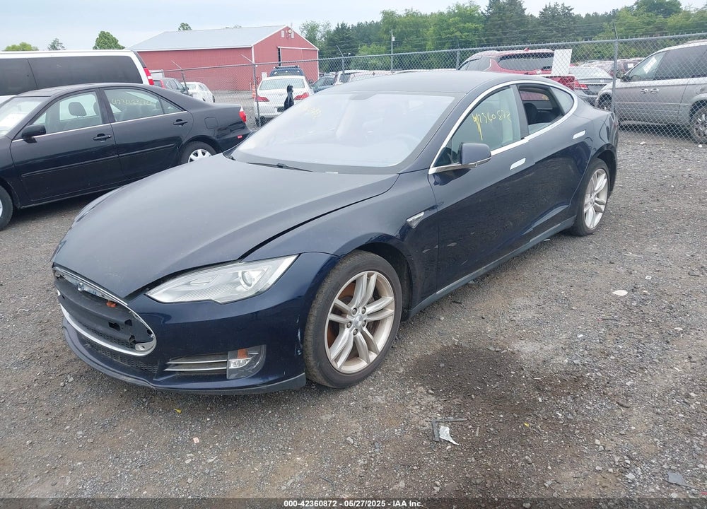 2014 TESLA MODEL S VIN: 5YJSA1H19EFP32063