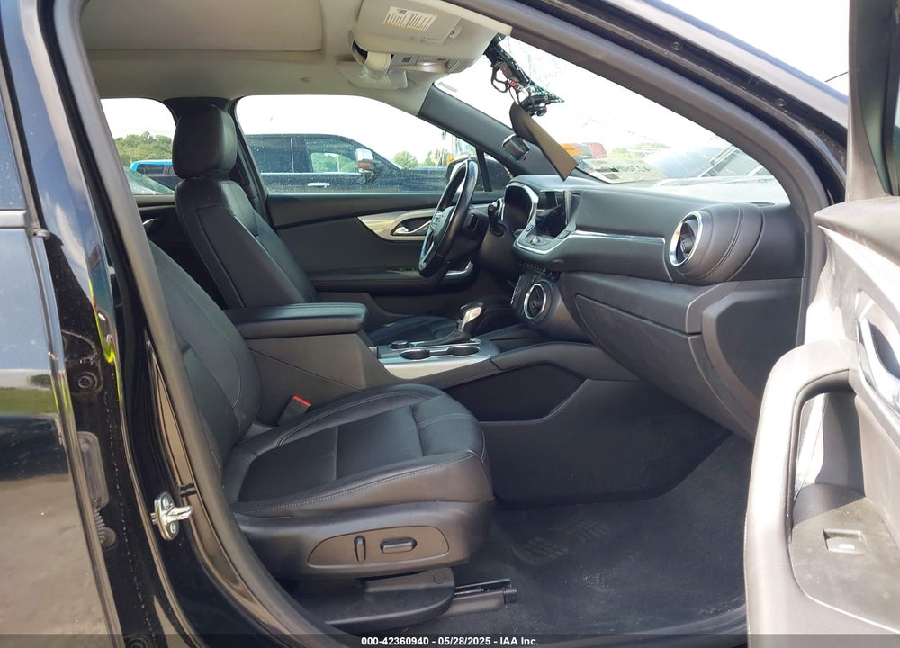 2019 CHEVROLET BLAZER VIN: 3GNKBDRSXKS638337