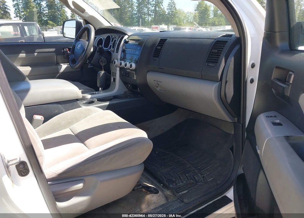 2008 TOYOTA SEQUOIA SR5 5.7L V8 VIN: 5TDBY64A98S020280