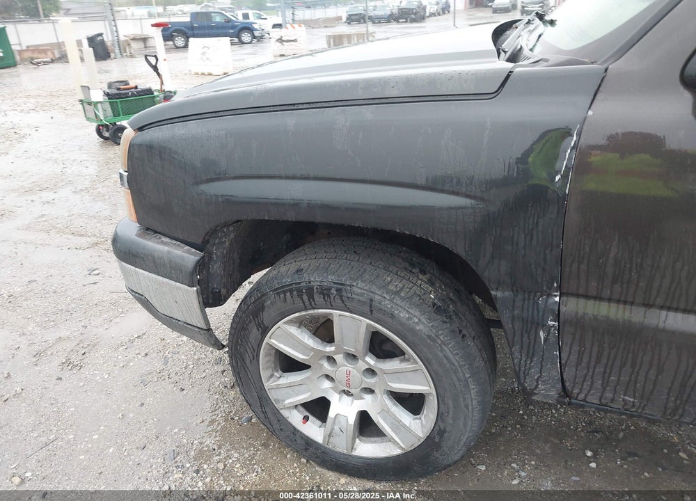 2005 CHEVROLET SILVERADO 1500 WORK TRUCK VIN: 1GCEK19B75Z258531