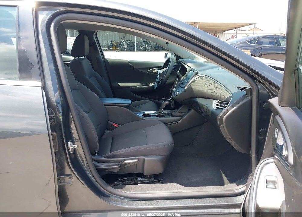 2017 CHEVROLET MALIBU 1LT VIN: 1G1ZE5ST1HF182015