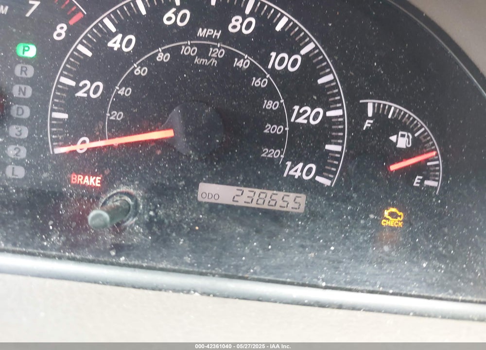 2005 TOYOTA CAMRY XLE V6 VIN: 4T1BF30K15U090278