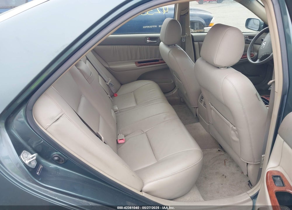2005 TOYOTA CAMRY XLE V6 VIN: 4T1BF30K15U090278