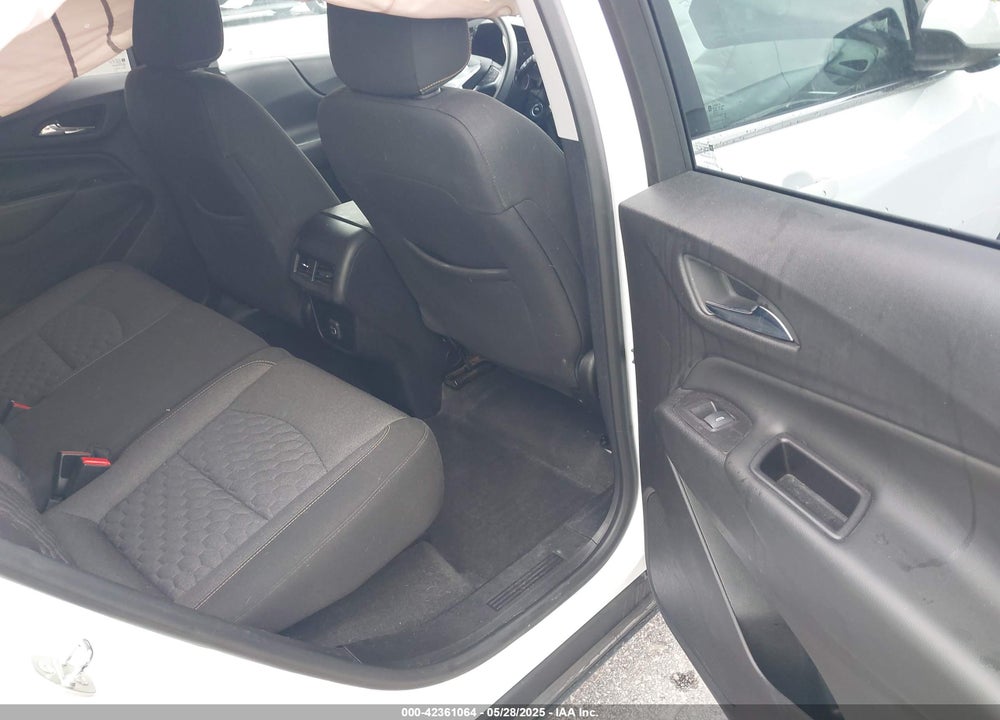 2019 CHEVROLET EQUINOX VIN: 2GNAXKEV4K6127271