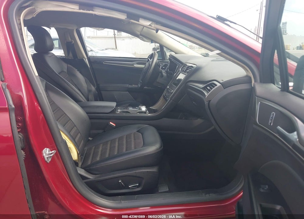 2017 FORD FUSION SE VIN: 3FA6P0HD2HR398861