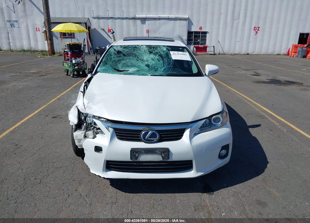 2012 LEXUS CT 200H VIN: JTHKD5BH4C2113275