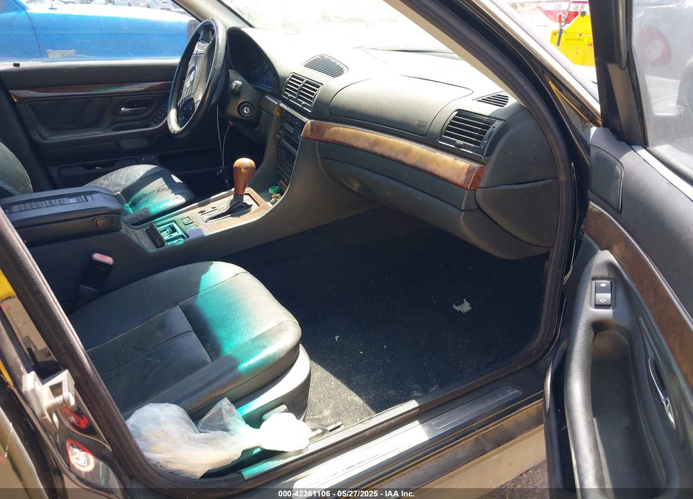 1998 BMW 740IL VIN: WBAGJ832XWDM16899