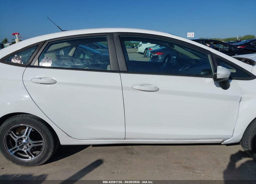 2017 FORD FIESTA VIN: 3FADP4BJ5HM129439