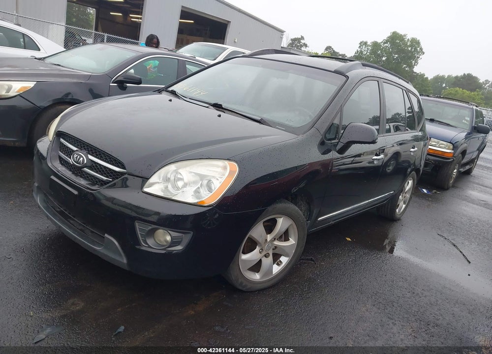 2007 KIA RONDO VIN: KNAFG526777116881