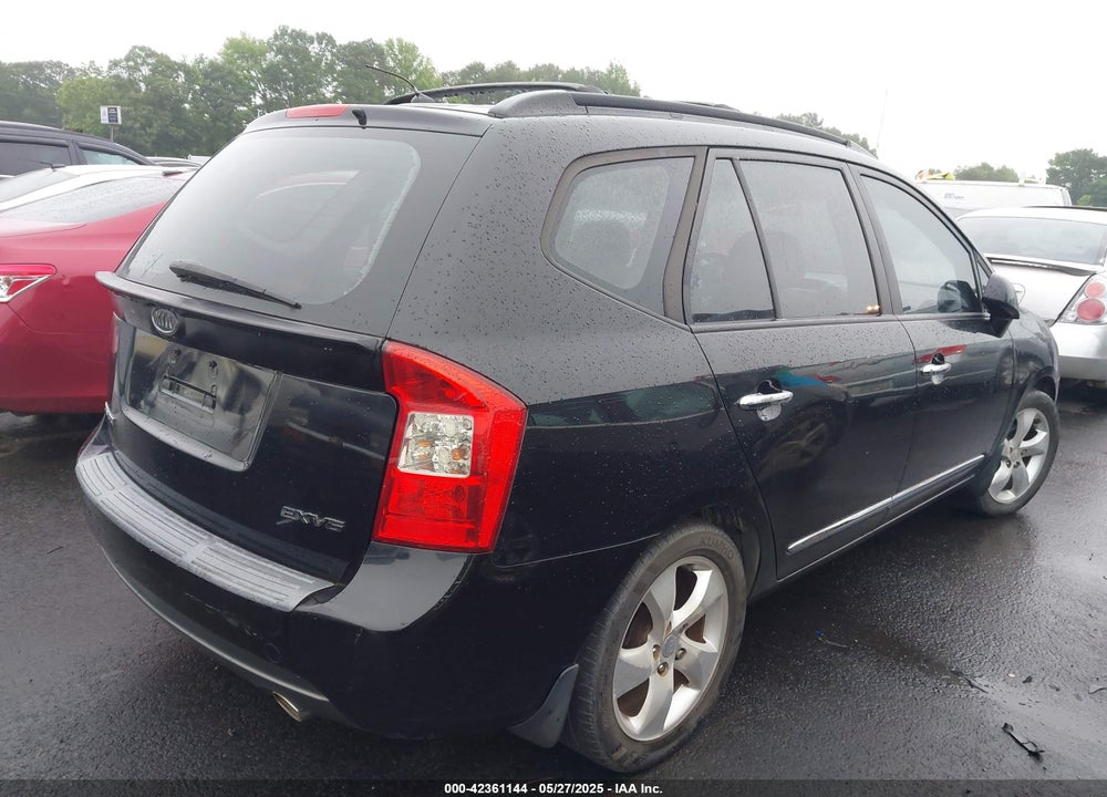 2007 KIA RONDO VIN: KNAFG526777116881