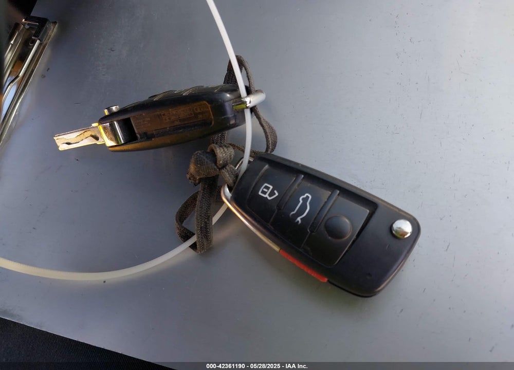 2012 AUDI A3 VIN: WAUBJAFM8CA029781