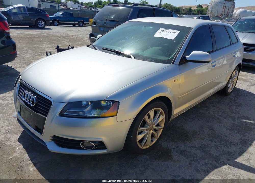 2012 AUDI A3 VIN: WAUBJAFM8CA029781