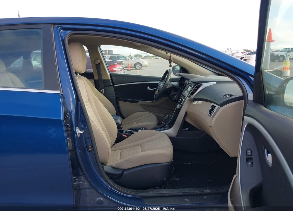 2014 HYUNDAI ELANTRA GT VIN: KMHD35LH6EU202361