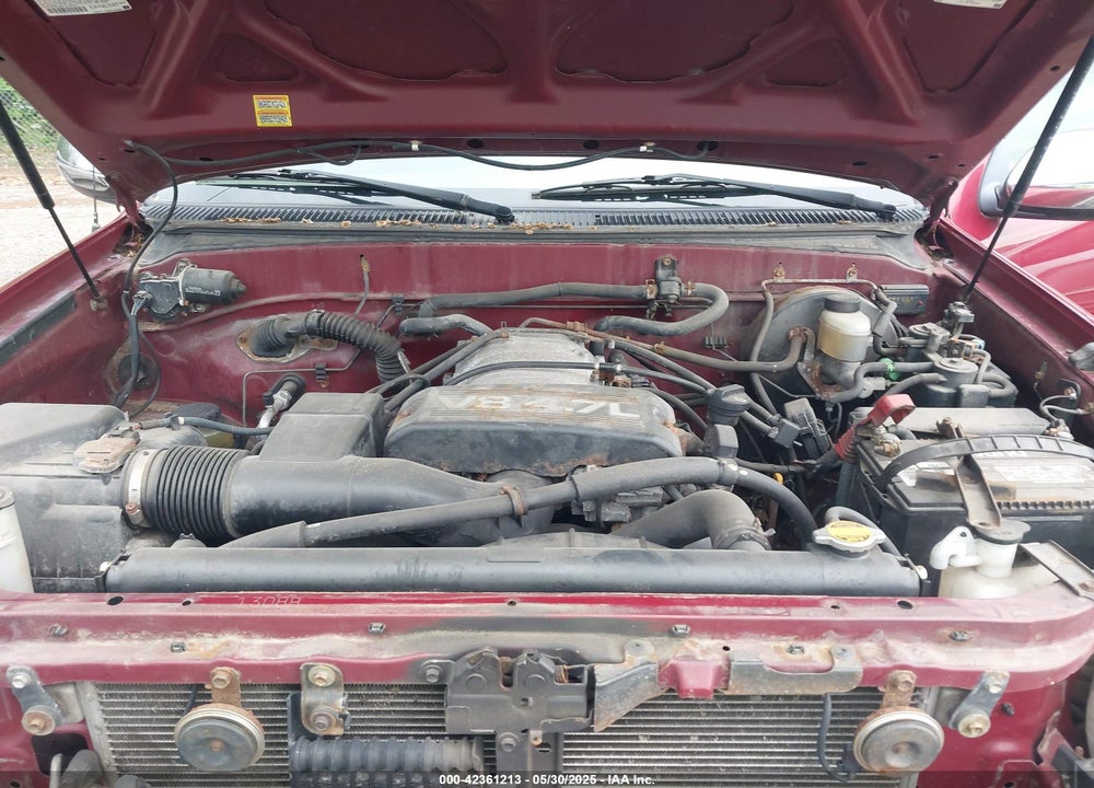 2000 TOYOTA TUNDRA SR5 V8 VIN: 5TBBT4411YS089055