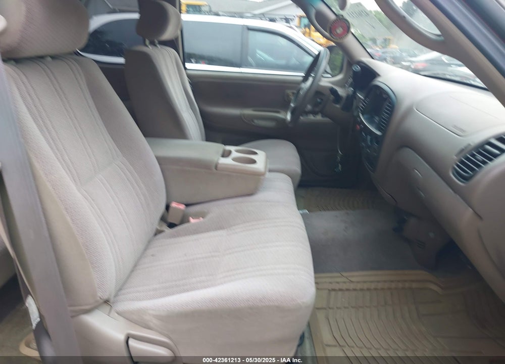 2000 TOYOTA TUNDRA SR5 V8 VIN: 5TBBT4411YS089055