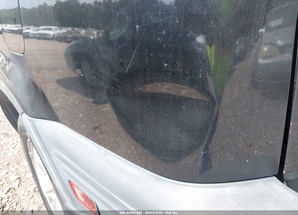1998 HONDA CR-V EX VIN: JHLRD1765WC093295
