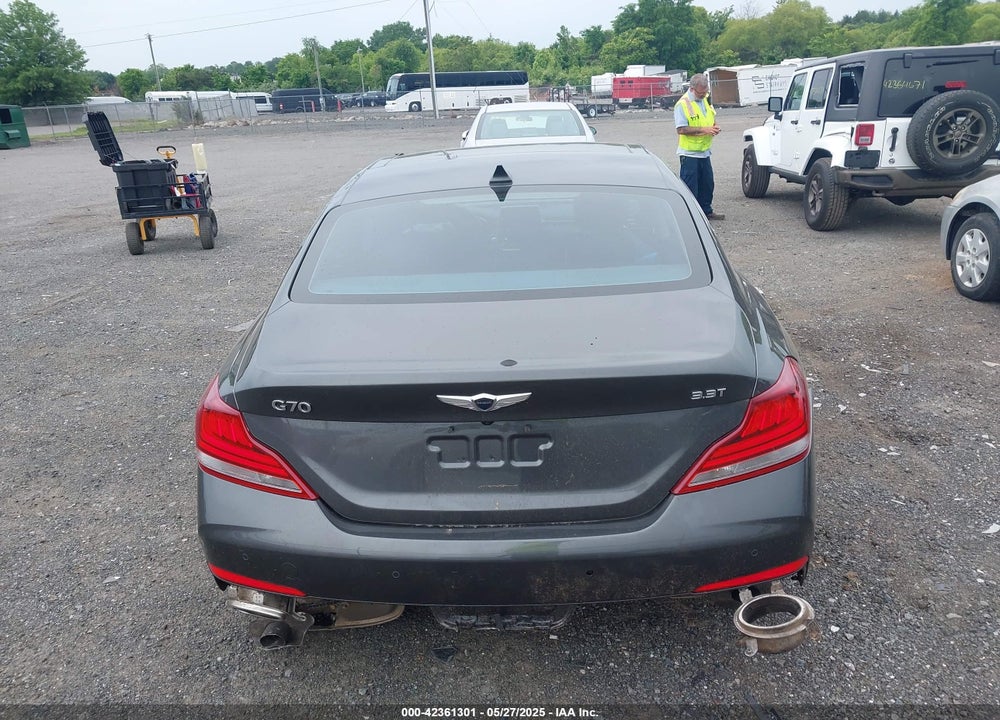 2019 GENESIS G70 VIN: KMTG34LE8KU035029