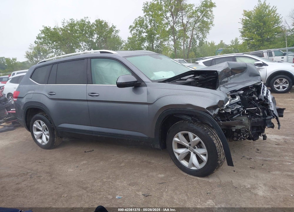 2018 VOLKSWAGEN ATLAS VIN: 1V2KR2CAXJC517240