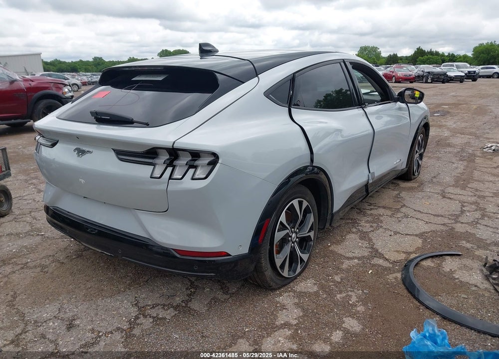 2021 FORD MUSTANG MACH-E PREMIUM VIN: 3FMTK3SUXMMA36978