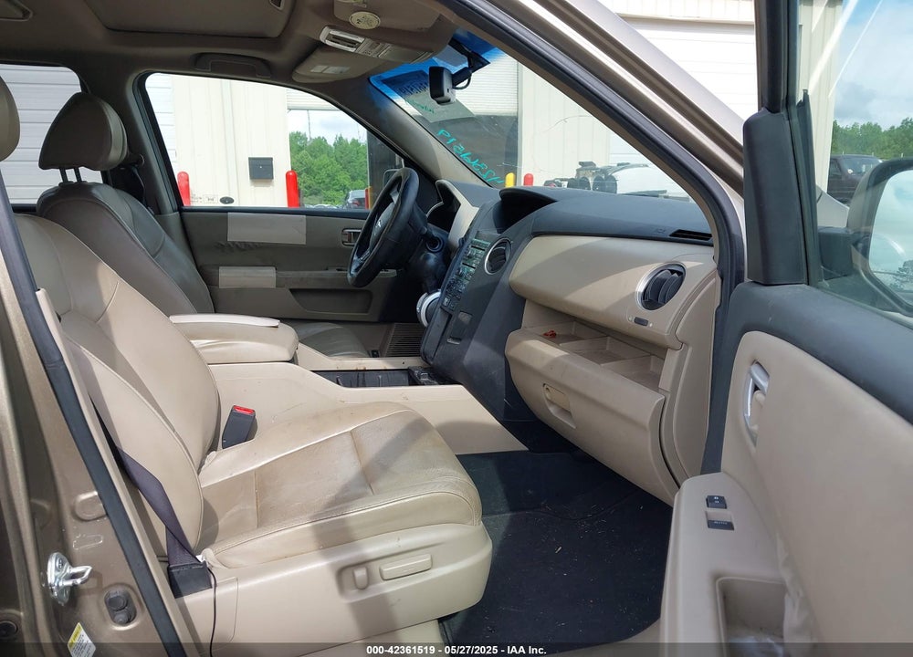 2010 HONDA PILOT VIN: 5FNYF3H62AB004324