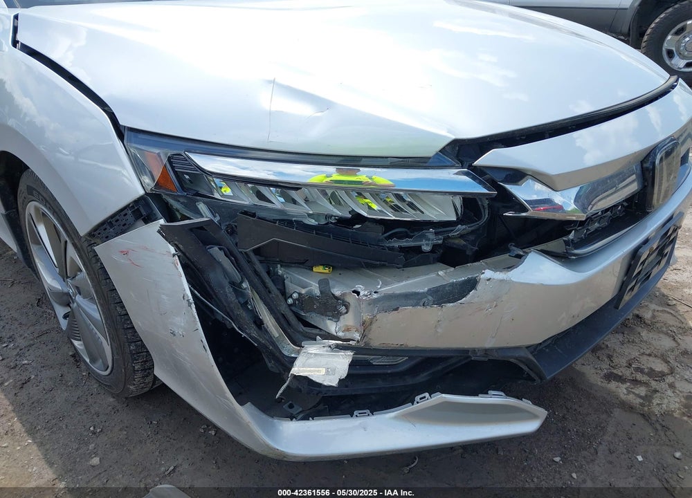 2018 HONDA CLARITY PLUG-IN HYBRID VIN: JHMZC5F14JC007026